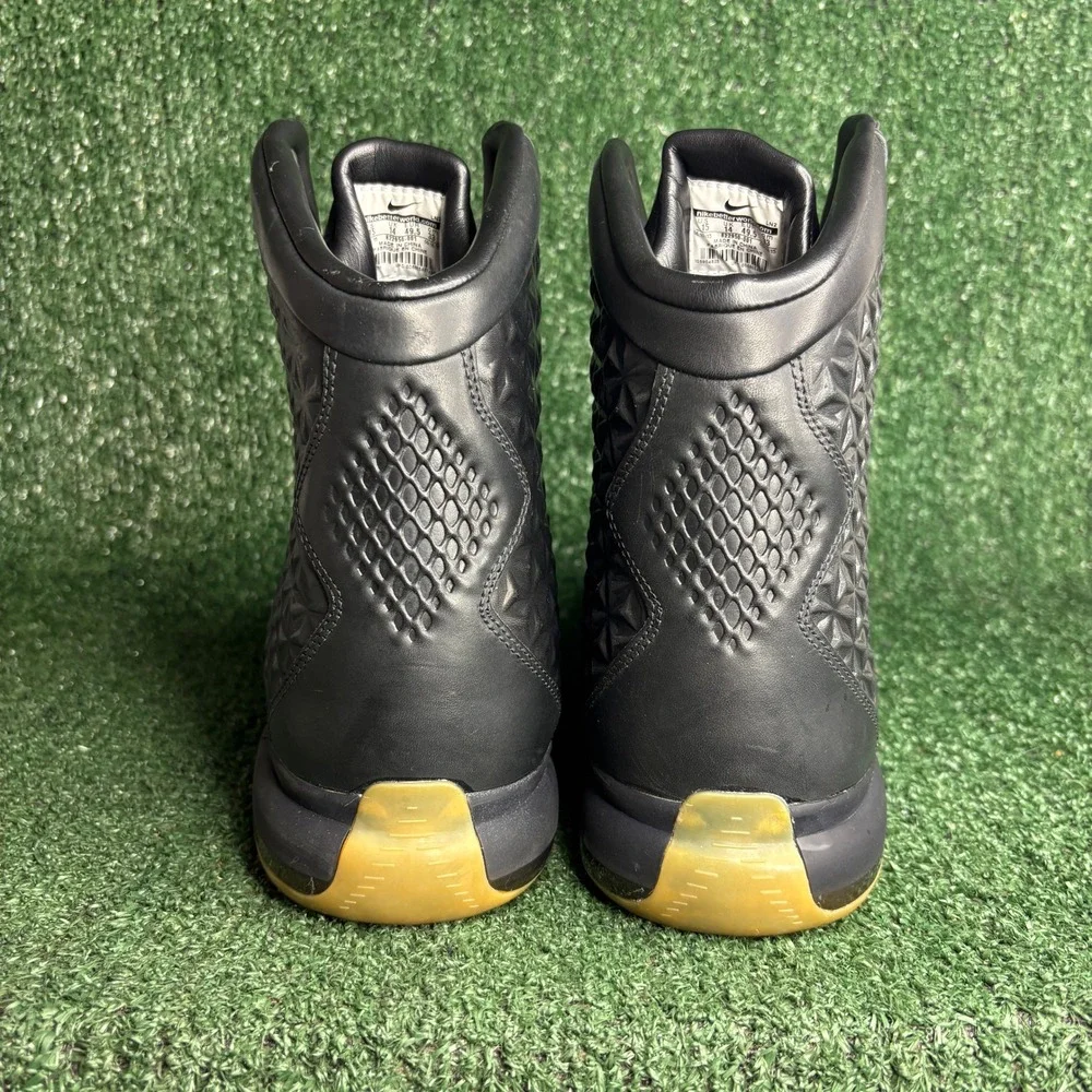 NEW Nike Kobe 10 Elite EXT High Basketball Embossed Leather‎ Black Shoes Mens 15